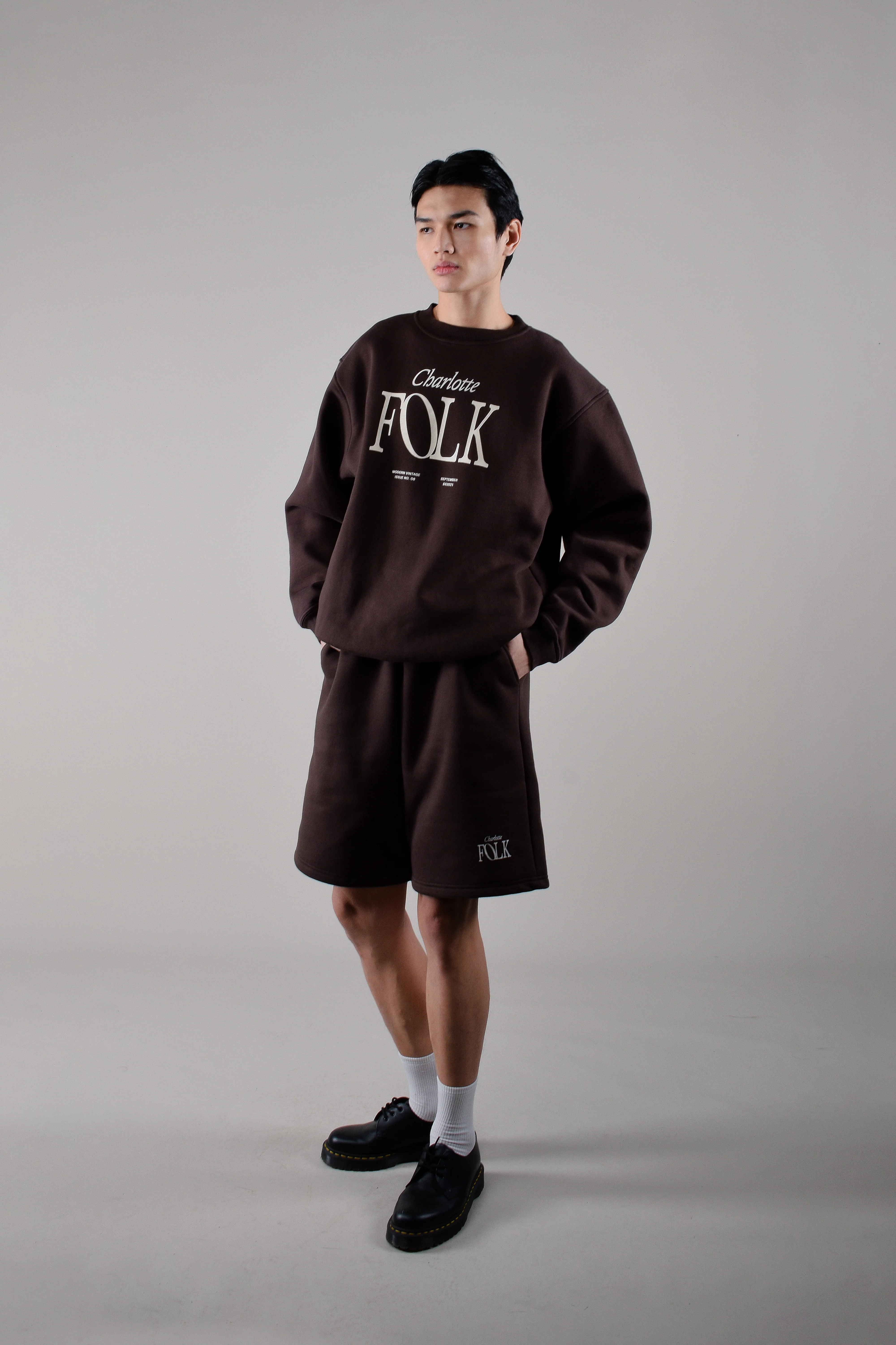 Modern Vintage Oversized Sweater - Image 4